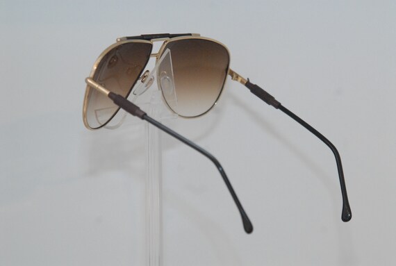No Brand Gold-ish Sunglasses No Name Sunglasses, Goldish Metal With Brown Gradient Lenses  main image 2