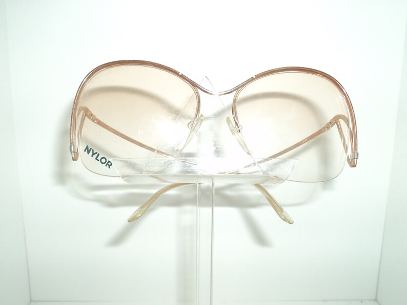 Essilor eyewear, model 282, made in France image 1