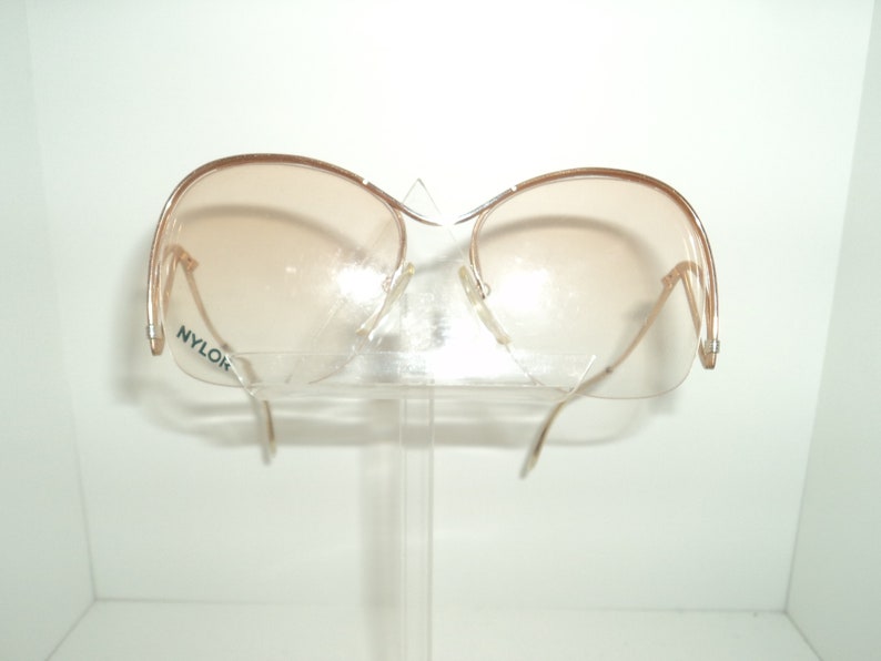 Essilor eyewear, model 282, made in France image 2