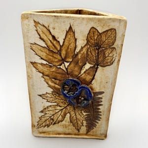 Vintage Studio Pottery Art Leaf Relief Intricate 3 Sided Vase Signed "Devinette"