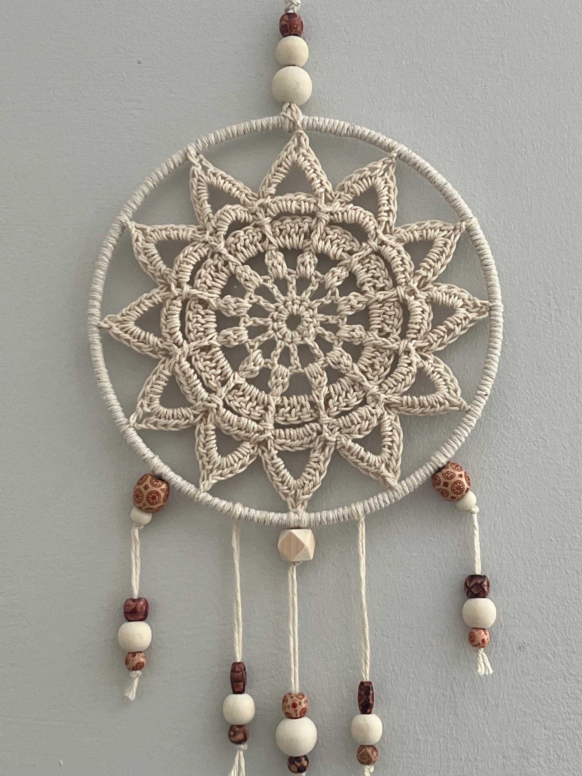 24 Crochet Dreamcatcher Patterns: 24 Beautiful Designs 20 Boho natural cotton thread crochet dreamcatcher. 20cm