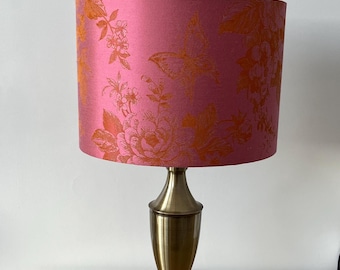 Lampenschirm mit Blumenmuster in Pink und Orange - Handgefertigte Moderne Trommel, Deckenanhänger Tischlampe oder Stehlampe