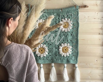 Crochet Granny Square Wall Hanging: Boho Home Decor