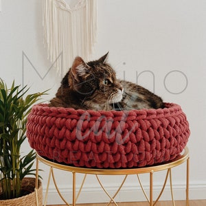Merino cat bed\cat basket\basket\crochet basket\handmade basket\pet furniture\cat lover gift\
