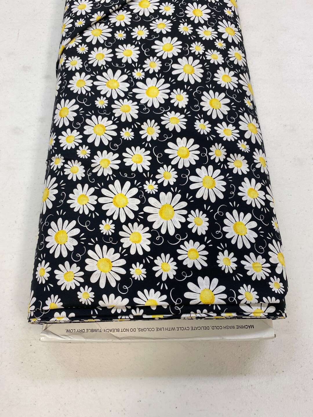 1/2 Yard Increments of Black Blooming and Daisies by Timeless Treasures ...