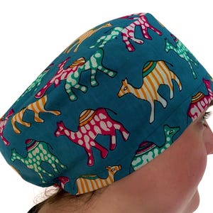 Theatre  scrub hats Colourful camels Medical Surgical Nurse  Dentist Doctors VETS ODP ANAESTHETIST  Cook Unisex