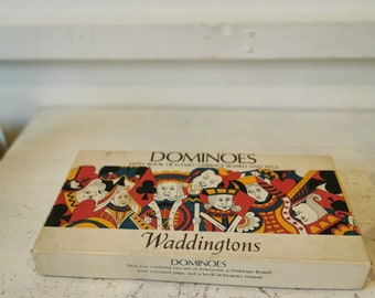 Waddingtons vintage dominoes and cribbage board