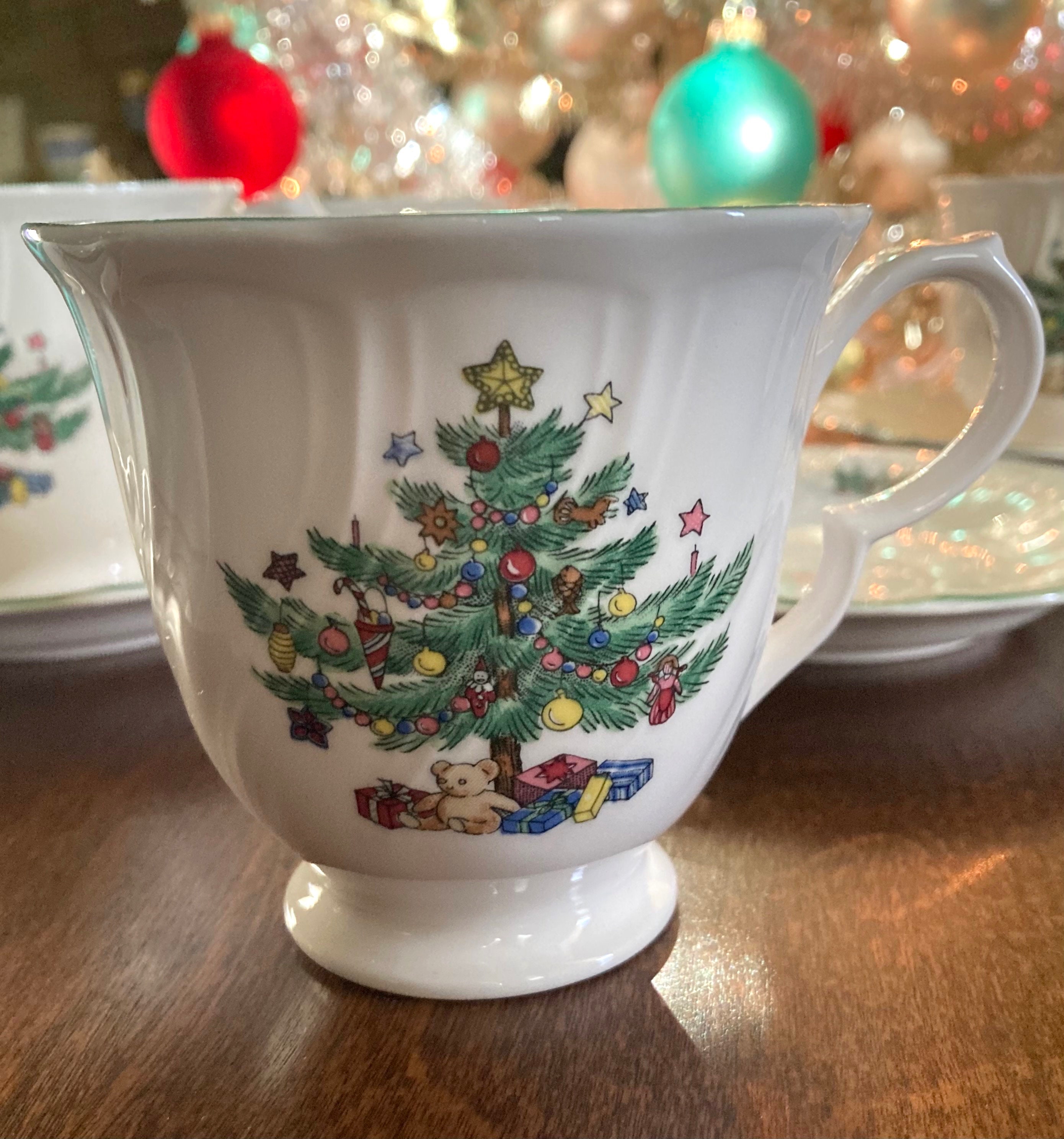 Vintage Nikko Happy Holidays Christmas Tea cup saucer set of 4 Etsy