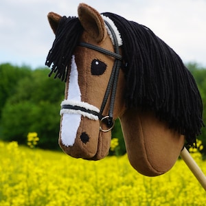 Hobby horse brown with black mane + bridle