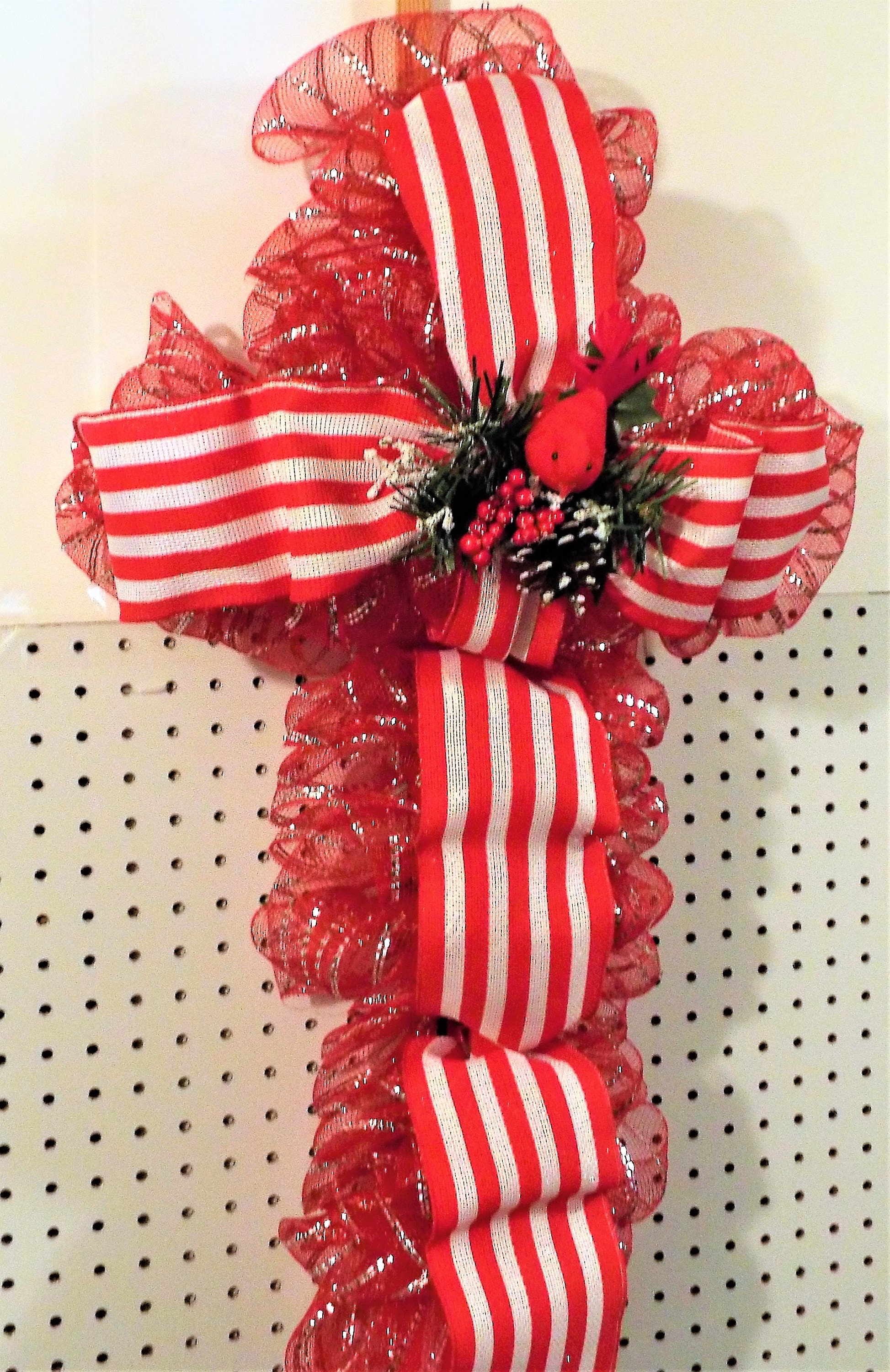 Christmas wreath, Christmas Cross, Festive wreath, Holiday Wreath, Red