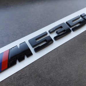 Bmw M535i Emblem Schwarz Glänzend Neuware in Folie, Schriftzug M240i, M540i, M550i, M335i, M235i,M435i, M140i.....