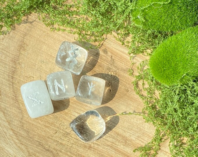 Crystal Quartz Elder Futhark Crystal Runes Small Dice Set - Etsy