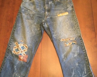 Geüpcyclede cropped jeans met patchwork: Distressed Vintage Wranglers