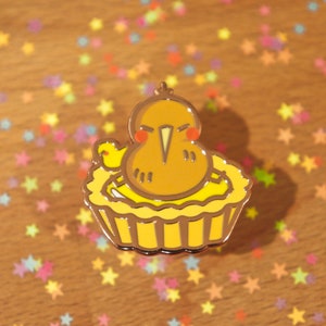 Birb Tart Enamel Pin