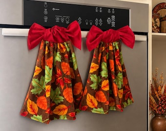 Fall Leaf Kitchen Towel with Bow | Autumn Farmhouse Decor | Colorful Leaves