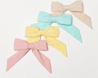 Bunny Classic Bow Alligator Clip // Toddler Hair Clip// Kids Hair Clip //  Baby Bow Hair Clip //  Upscale Bow // Several colors