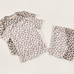 Juego de salón de mangas cortas para niños/niños// Juego de salón para niñas// Set de salón para bebés // Juego de pijama con estampado floral // Hecho en EE.UU.