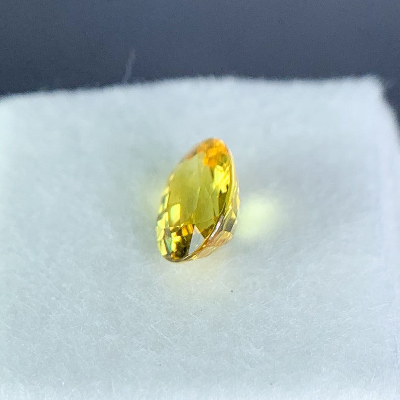 1.6ct Natural Yellow Sapphire Loose Gemstone Oval 8x6mm video Etsy