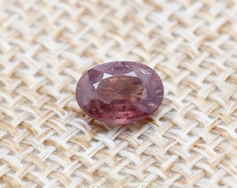 1.16 CTs, Natural Padparadscha Sapphire Gemstone, Loose Padparadscha Oval 7x5mm - Precious Stone