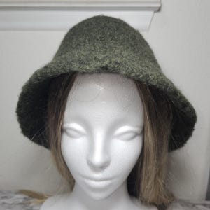 Olive Green Fuzzy Hand Felted Wool Bucket Hat  Vintage 90\'s Style, one size Source Unknown | Accessories | Olive Green Fuzzy Hand Felted  main image 3