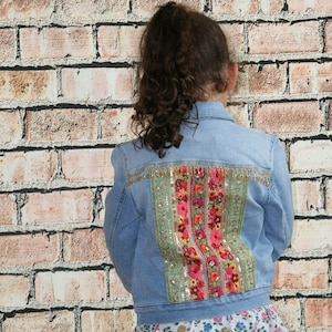 Children&#39;s jeans jacket &quot;Rosalie&quot;, upcycling jacket, boho, hippie jacket, festival, handmade in Bavaria, bohemian style, festival outfit, unique