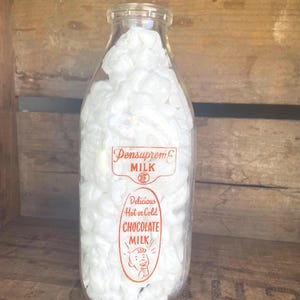 Vintage Pensupreme Chocolate Milk Bottle – 1 Quart Glass Dairy Bottle with Retro Red Graphics