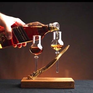 Regalo uomo per il 30° compleanno • Tagliere liquori in corna con bicchieri • Regalo speciale per lui