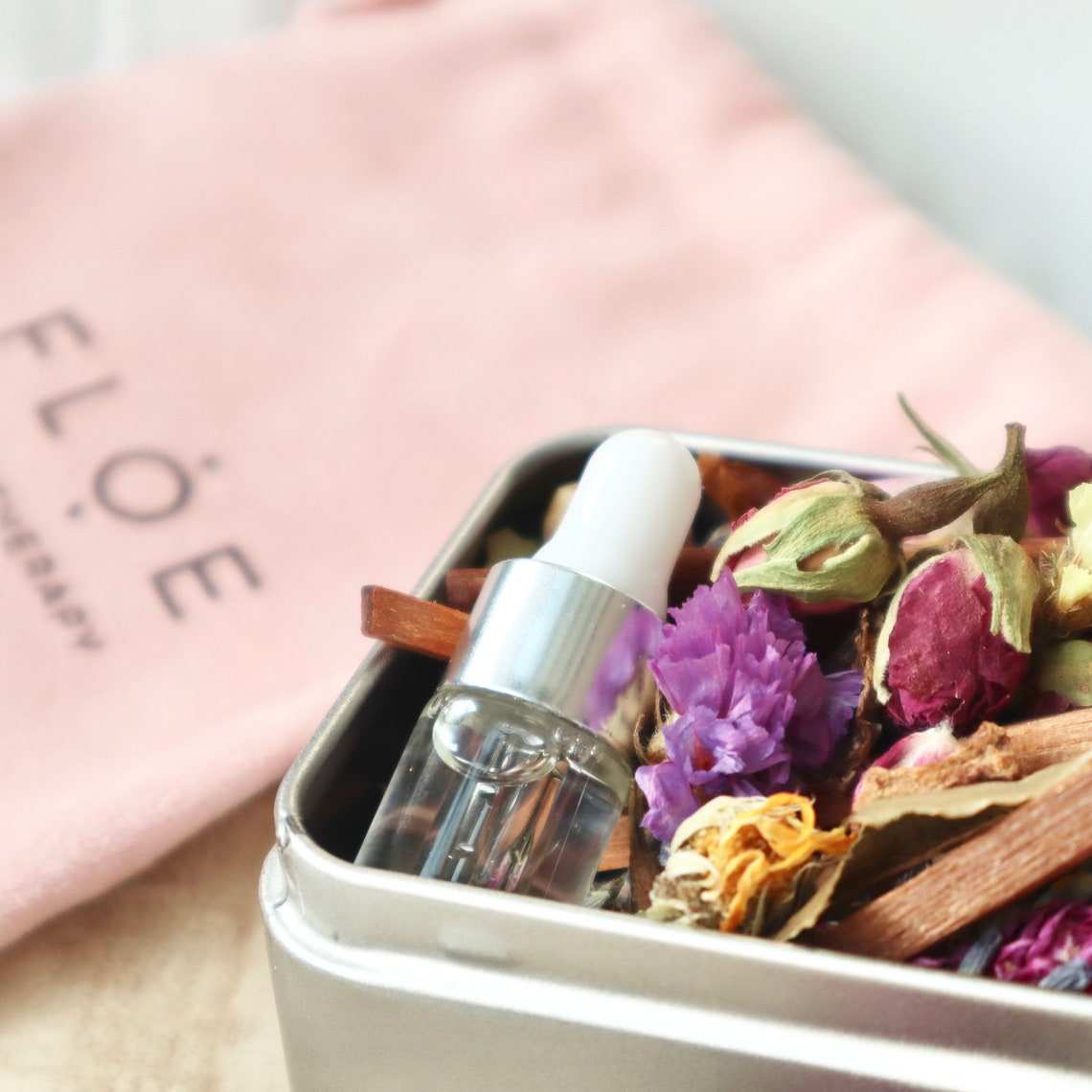 Natural Potpourri Set 1 Metal Tin potpourri 2 organza bags Etsy