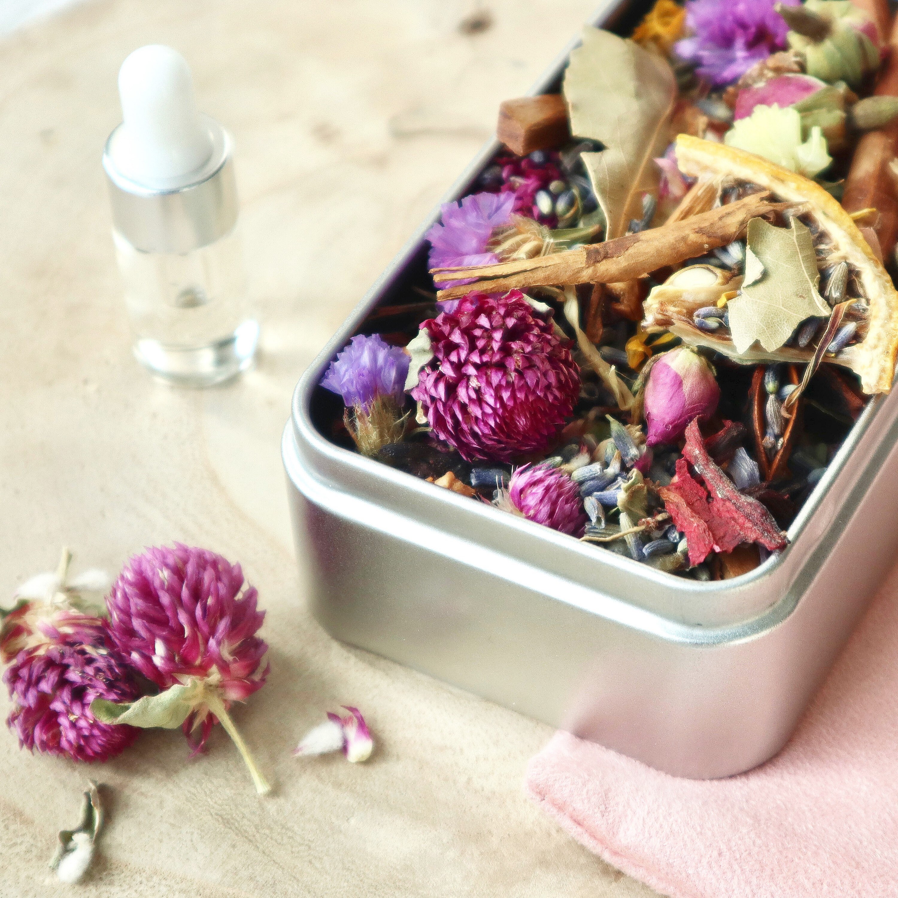 Natural Potpourri Set 1 Metal Tin potpourri 2 organza bags Etsy