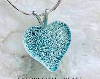 Y2K Large Heart Glass Necklace - Bold Semi-Transparent Pendant For Women & Men, Red/Black/Grey/Colorful, Statement Jewelry