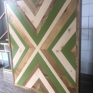 Multicolor Table Top