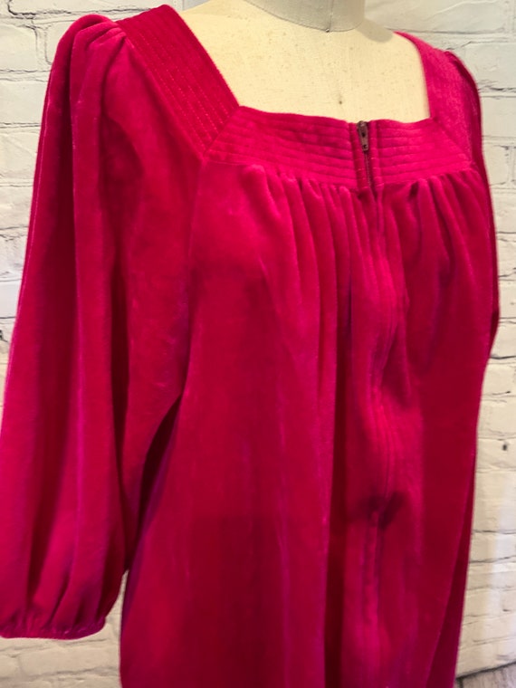 Vintage Velour Fuchsia Fun Robe by Periwinkle - image 5