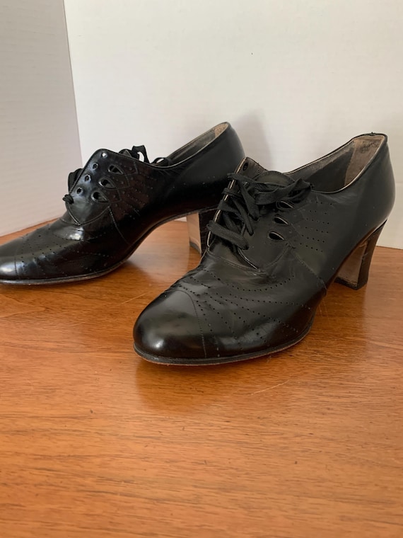 1940's Black oxfords shoes Vintage made by Modern- Aire