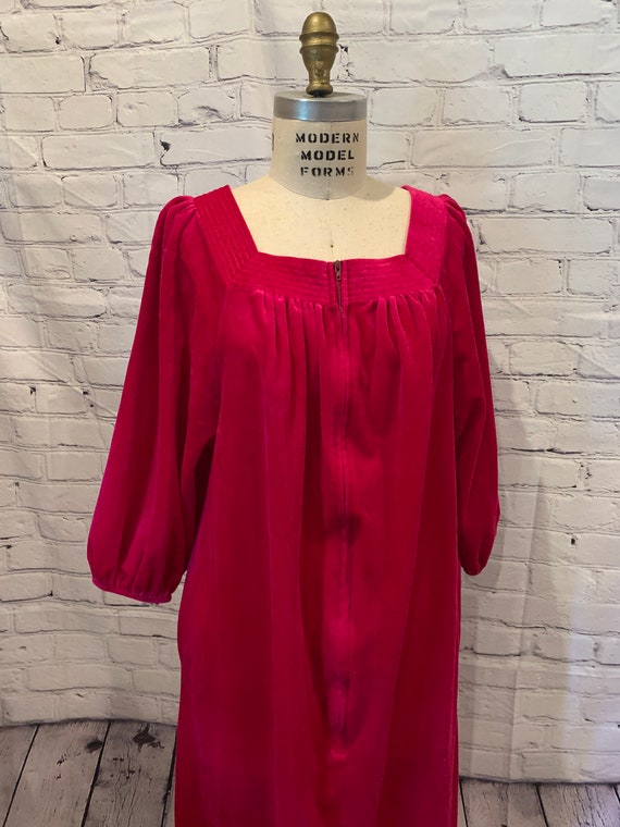 Vintage Velour Fuchsia Fun Robe by Periwinkle - image 1