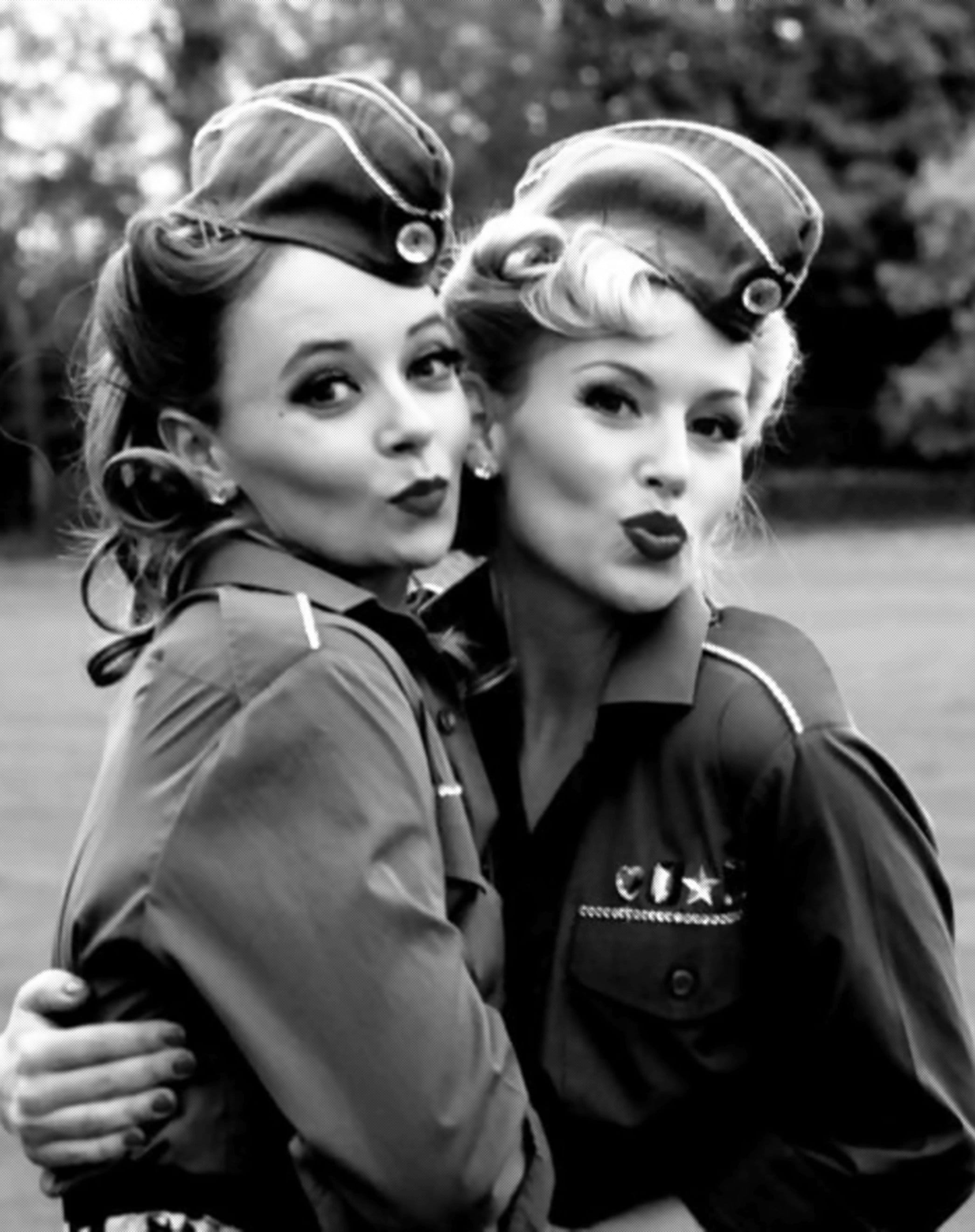 Hot Female Soldiers 1940 style vintage 24x19 photo Etsy