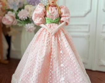 PaperArk - Mia - Boneca de Arte Personalizada OOAK Fashion Royalty, Conjunto Completo de Roupas Integrity Toys