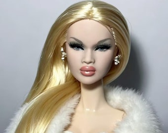 PaperArk - Iris - Boneca de Arte Personalizada OOAK com Cabeça Repintada Fashihon Royalty nadja Integrity Toys (apenas a cabeça)