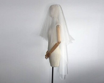 Ivory wedding veil 2 layer with a scattering of pearls, handmade veil, short 2 tier veil, soft simple wedding veil, minimal wedding veil