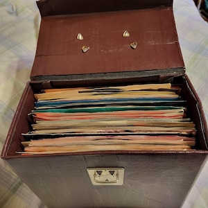 Vintage 45 RPM Record Case with 53 Random 7&quot; Vinyl Records