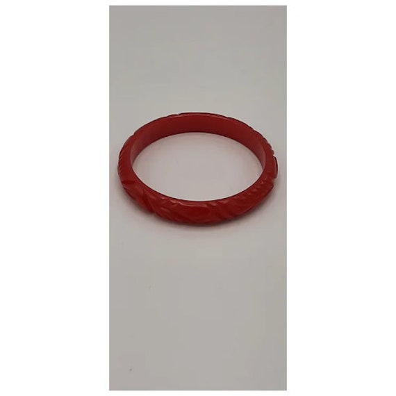 Bakelite Bangle Bracelet - image 2