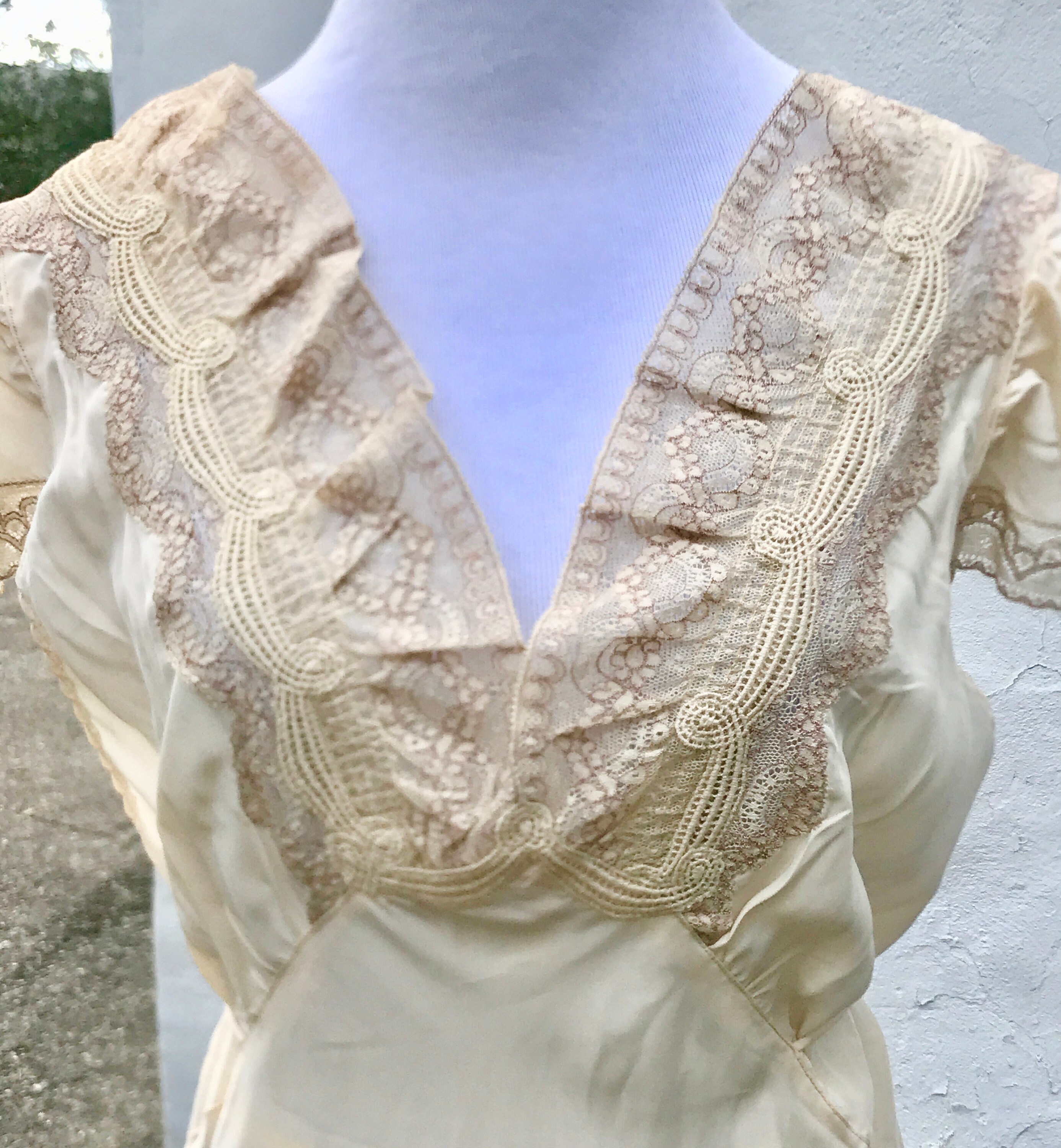 hostess gown