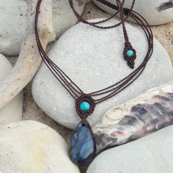 collier micro macramé labradorite et turquoise, bijou tissé fil réglable, bijou pierre semi précieuse pierre de protection