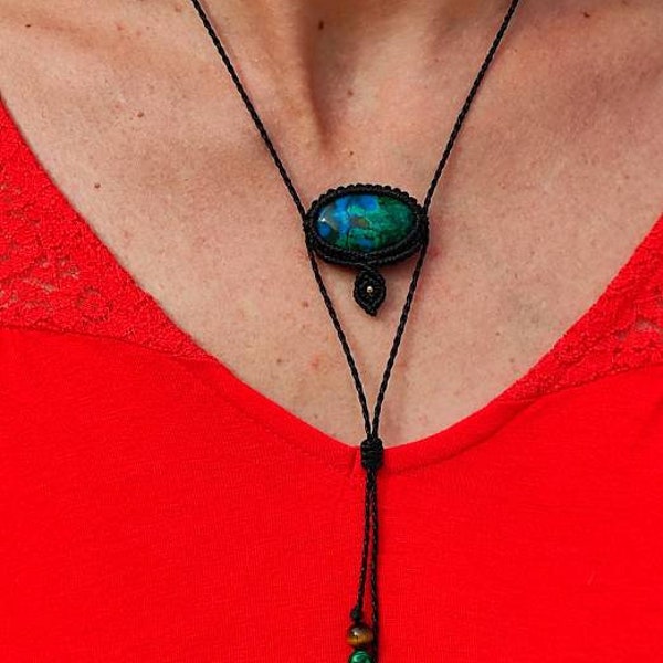 collier noir pierre turquoise, bijou micro macramé ajustable, collier chrysocolle bohème