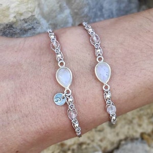 Pulsera piedra luna hilo de plata 925, pulsera inicial mujer en Francia, pequeña joya de piedra semipreciosa, carta regalo personalizada