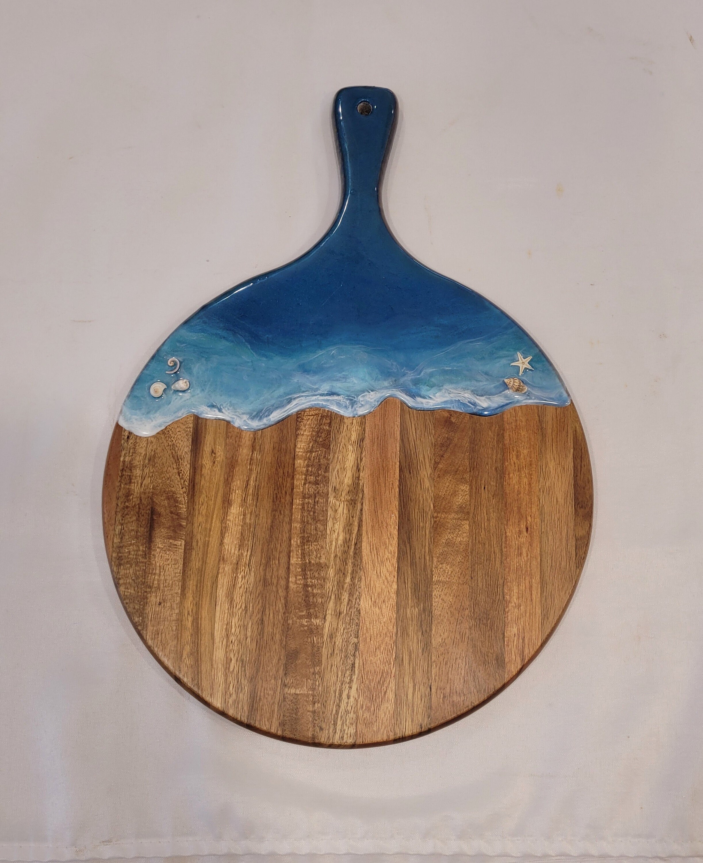 Ocean Resin Art Serving Board / Seashells / Beach House / Charcuterie