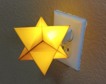 3D Impresso Estrela Tetraedro Lâmpada Luz Noturna USB LED Luz Decoração de Escritório em Casa Presente Ornamento de Mesa de Parede