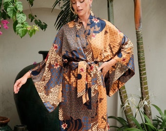 Long silk blend kimono robe, Floor length satin dressing gown, Honeymoon bathrobe from Bali, Luxury gift for wife girlfriend mom sister