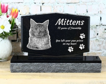 Pet Granite Garden Monument – A Timeless Tribute for a Loved Companion - Peaked Style - ships FREE