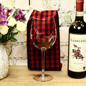 Elegant Humming Bird Wine glasses Etched With Unique Full-Wrap Design - A Truly Unique Gift For Nature Lovers  - **ETSY BEST SELLER**!