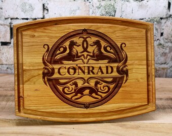 Cutting Board With Greyhound Coat-of-Arms - Hardwood Cherry Wood - Personalized Free